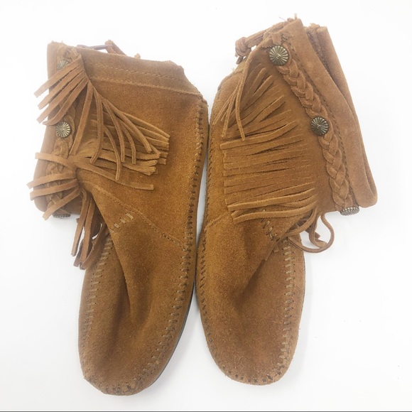 MINNETONKA WOMEN'S HI TOP BACK ZIP BOOTS - Picture 6 of 8